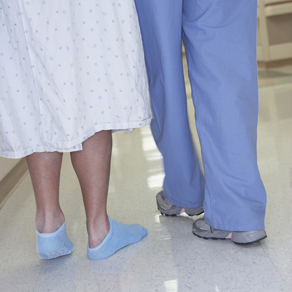 comfortable nike shoes for nurses