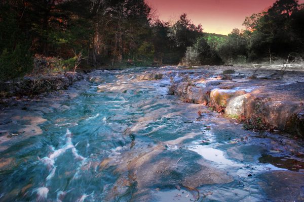 RNnetwork - travel nursing in Arkansas - image of a stream flowing near the Ozark Mountains